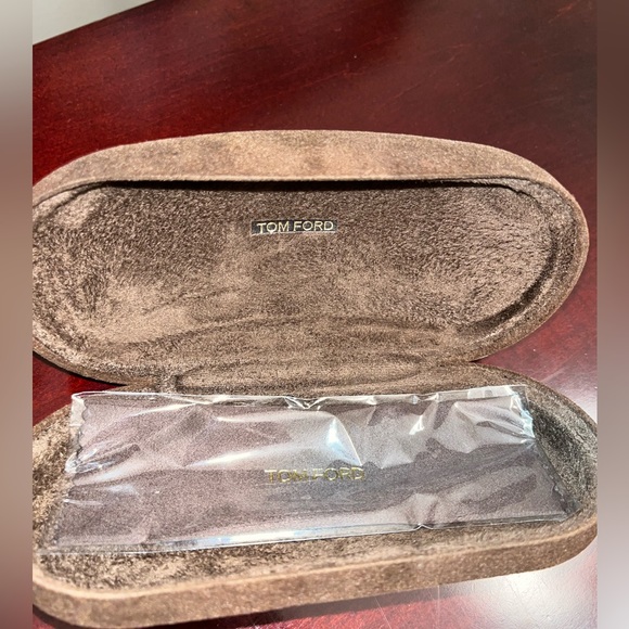 TOM FORD sunglasses - Fausto style - Dark Havana color - Picture 14 of 16